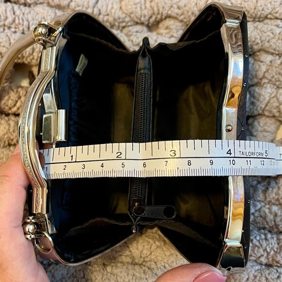 Joy Collection Small Black Hard Shell Evening Clutch Purse - Picture 16 of 16